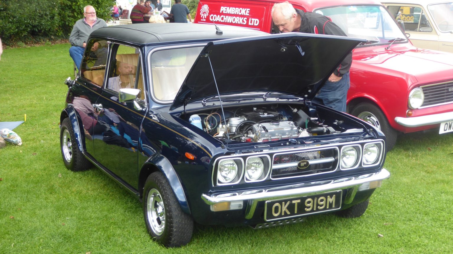 Pembrokeshire Classic Car Club Display • Folly Farm